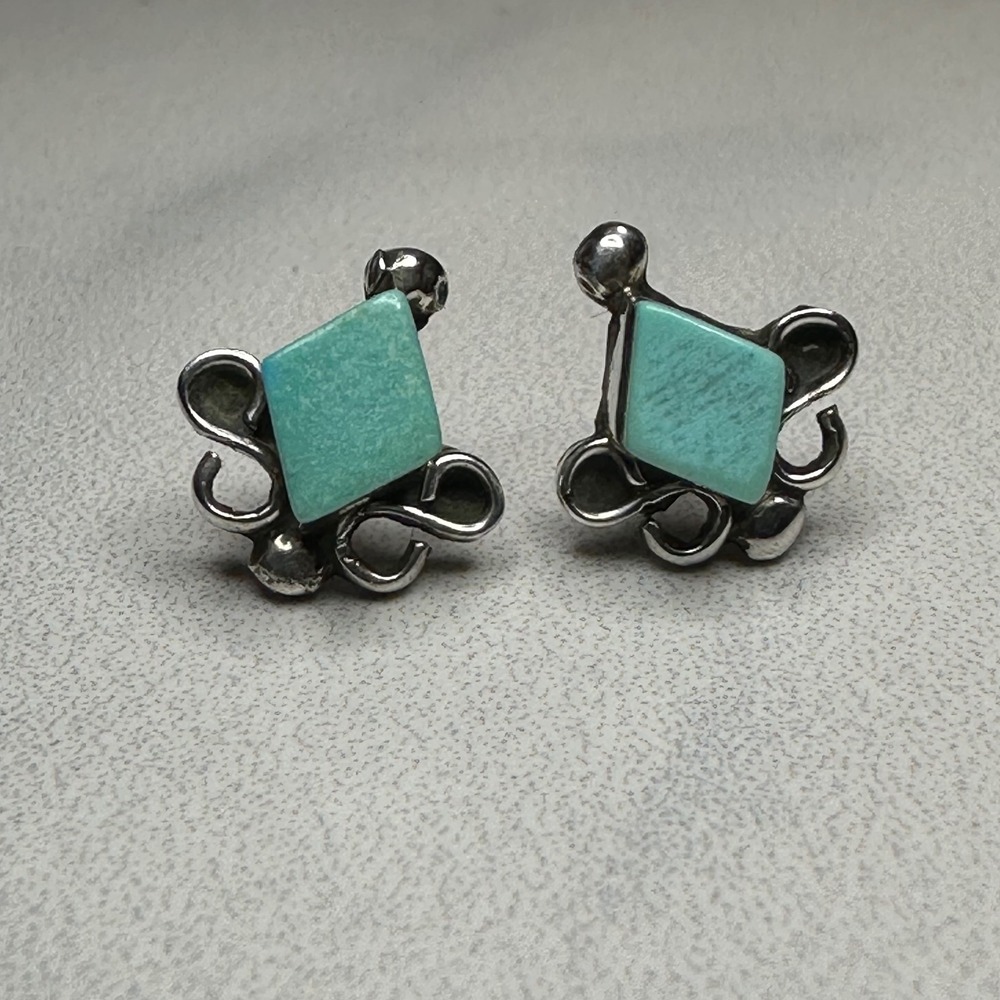 Handmade Turquoise Sterling Silver Stud Earrings Southwestern Native‎ American